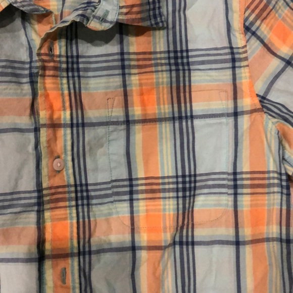 Old navy button down - Picture 3 of 3